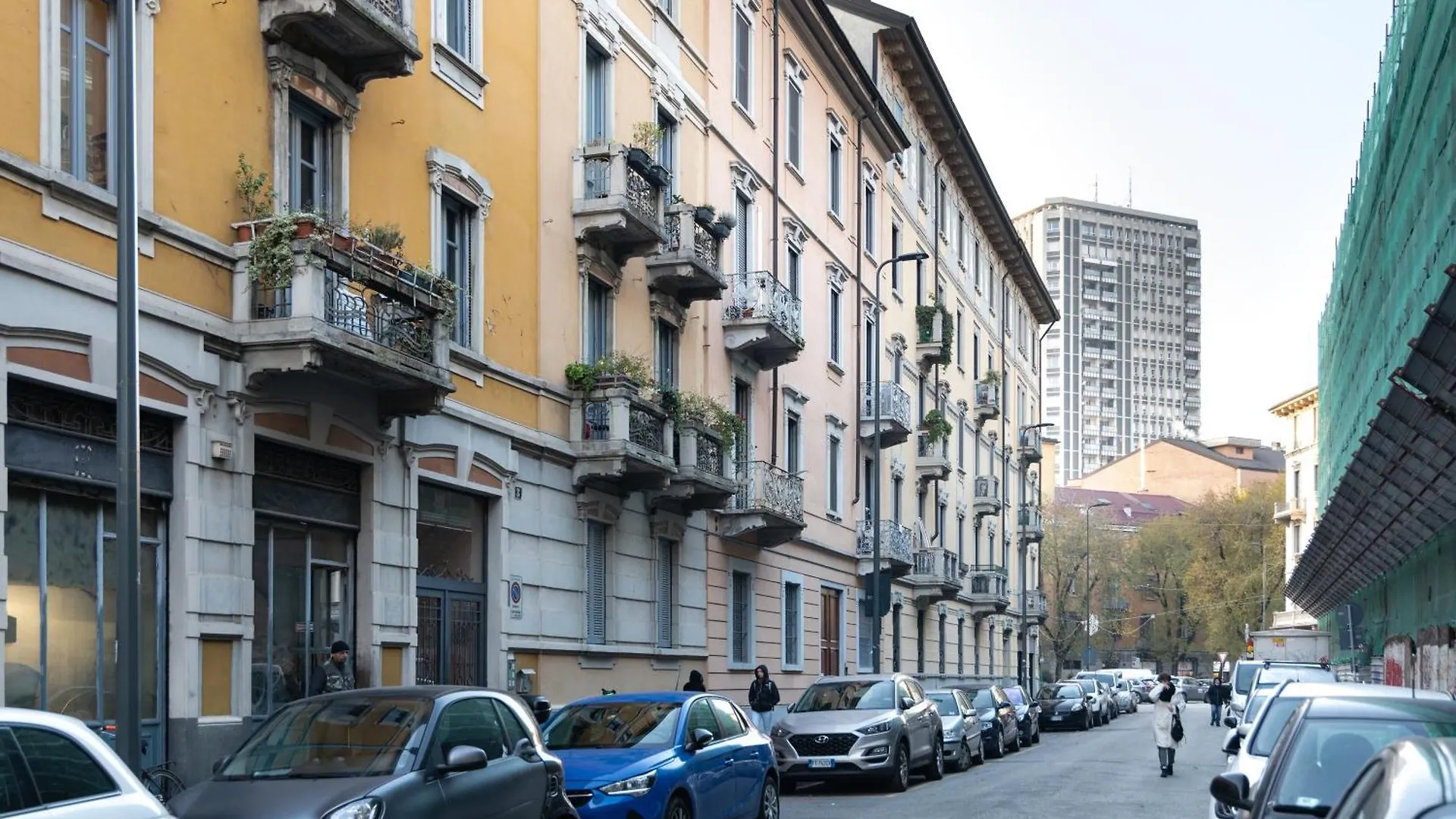 Elegant Apt Near Metro Porta Romana,3 Fermate Subway-Stop A Duomo, Wifi-Netflix Free Milan Appartement