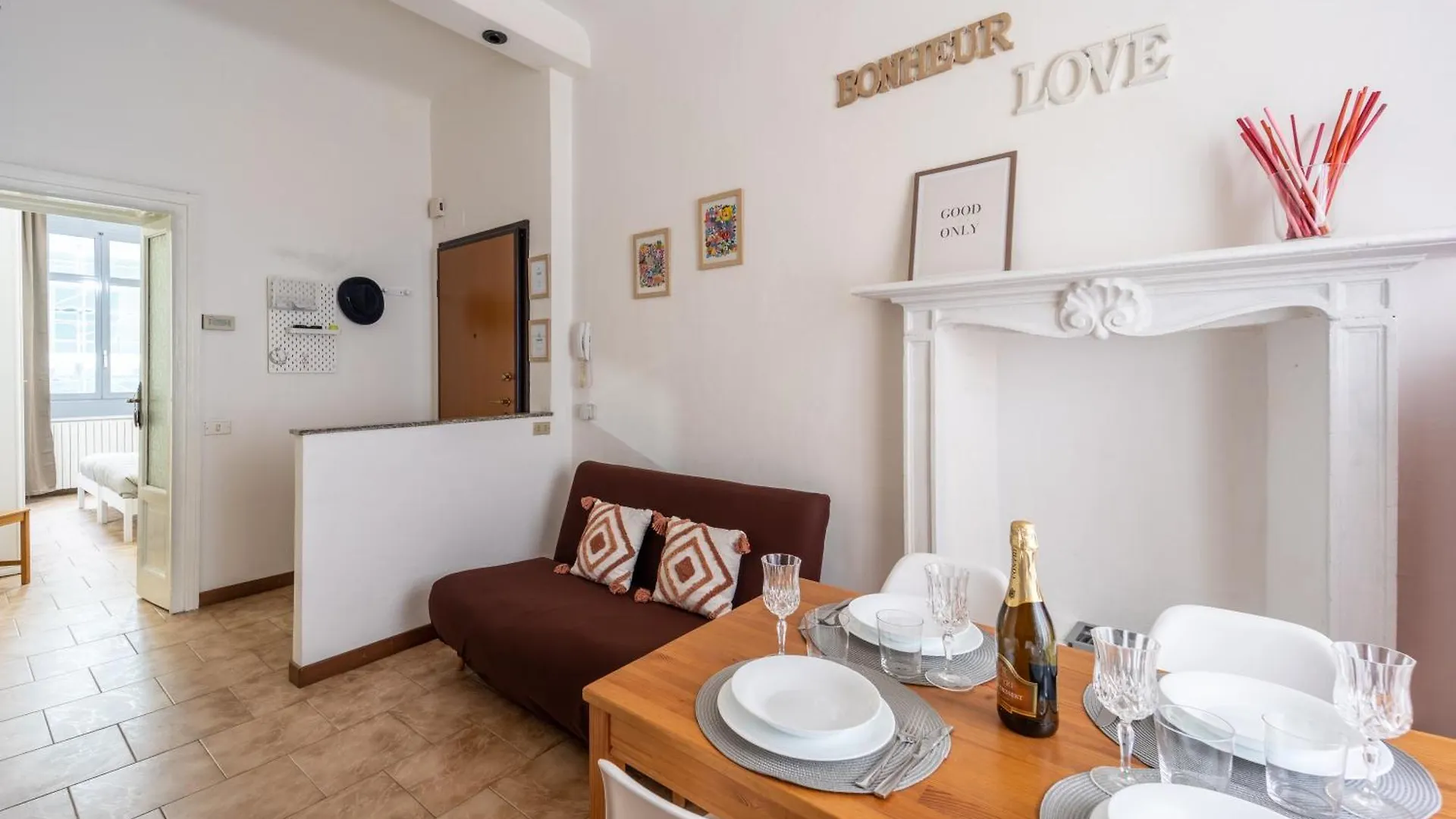 Apartment Elegant Apt Near Metro Porta Romana,3 Fermate Subway-Stop A Duomo, Wifi-Netflix Free Mailand