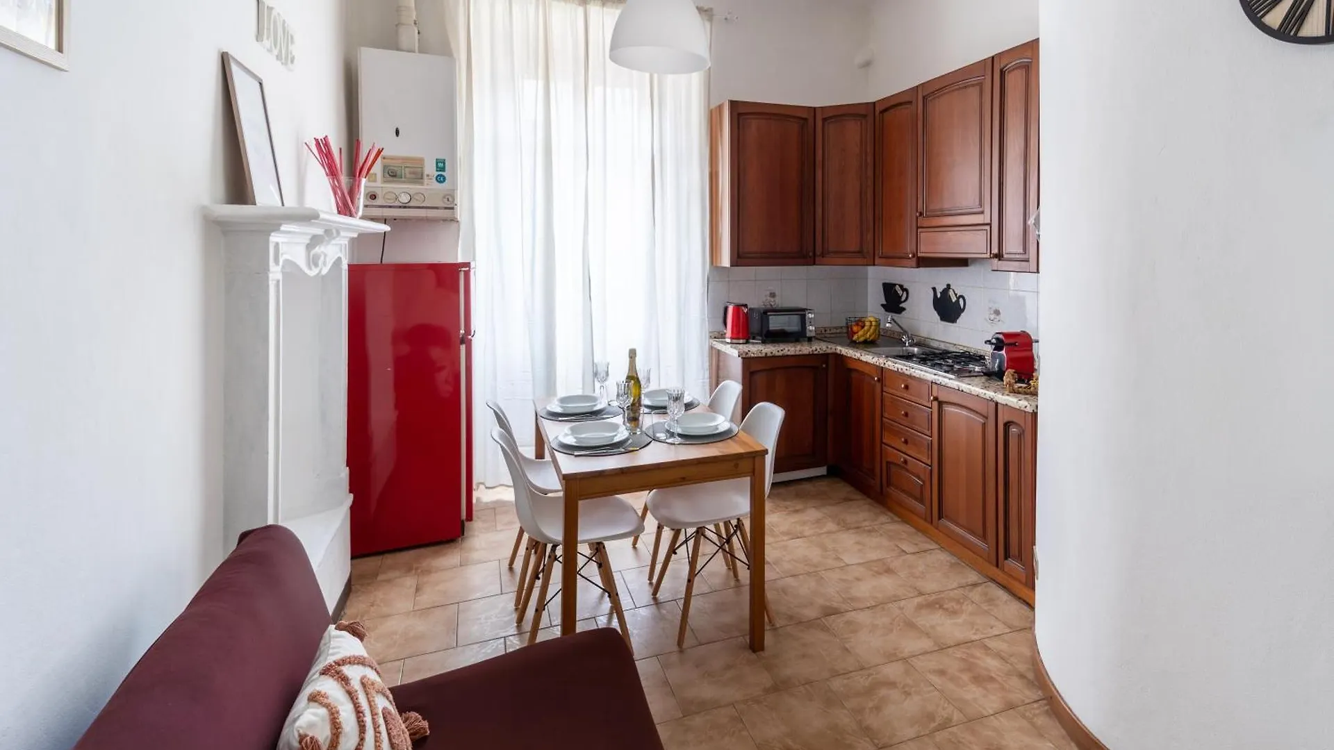 Elegant Apt Near Metro Porta Romana,3 Fermate Subway-Stop A Duomo, Wifi-Netflix Free Milan
