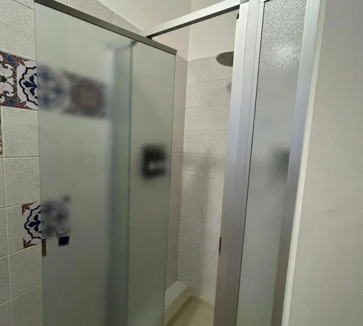 Elegant Apt Near Metro Porta Romana,3 Fermate Subway-Stop A Duomo, Wifi-Netflix Free Milano